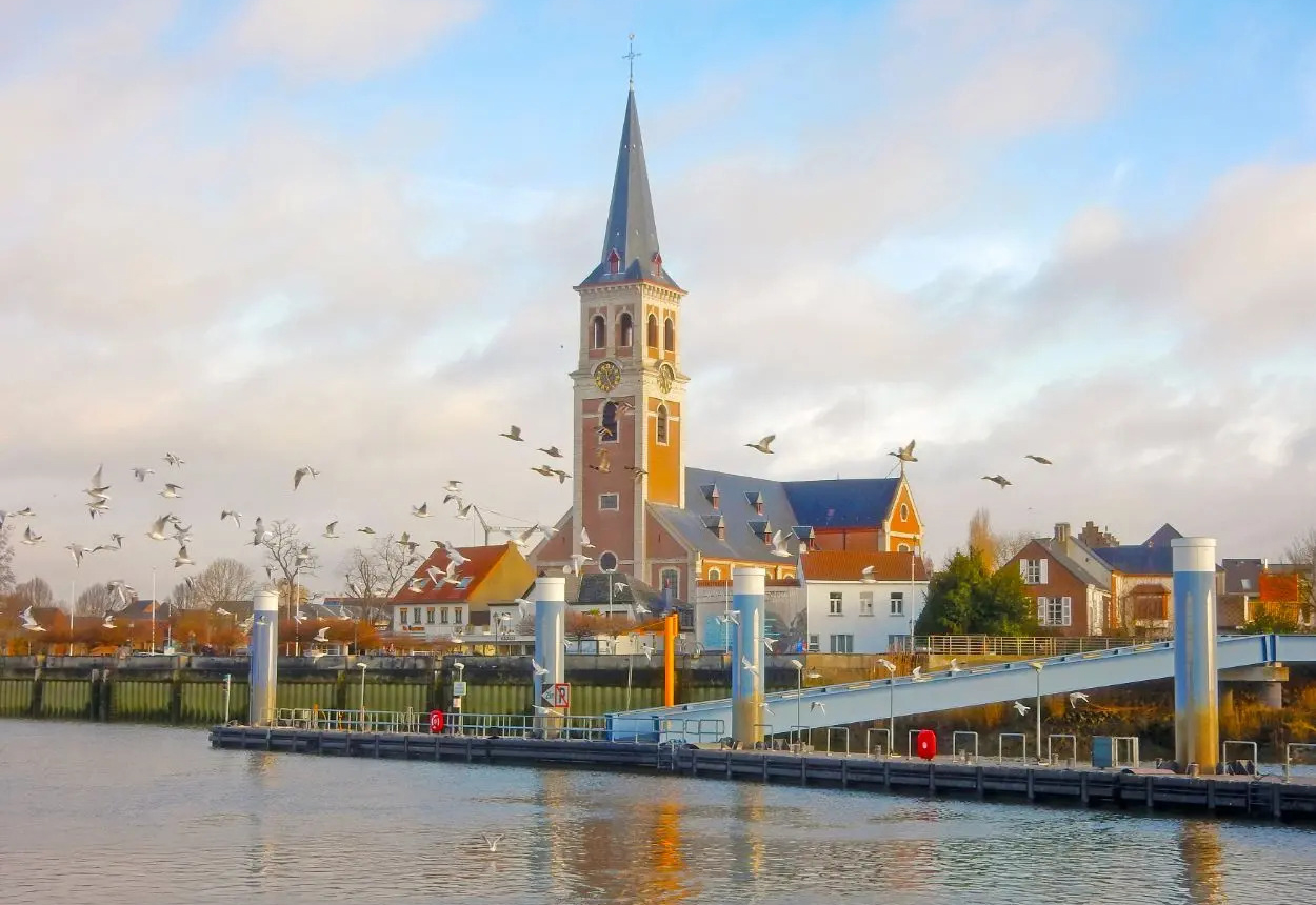 Boat trip from Aalst and Dendermonde to Sint-Amands and back