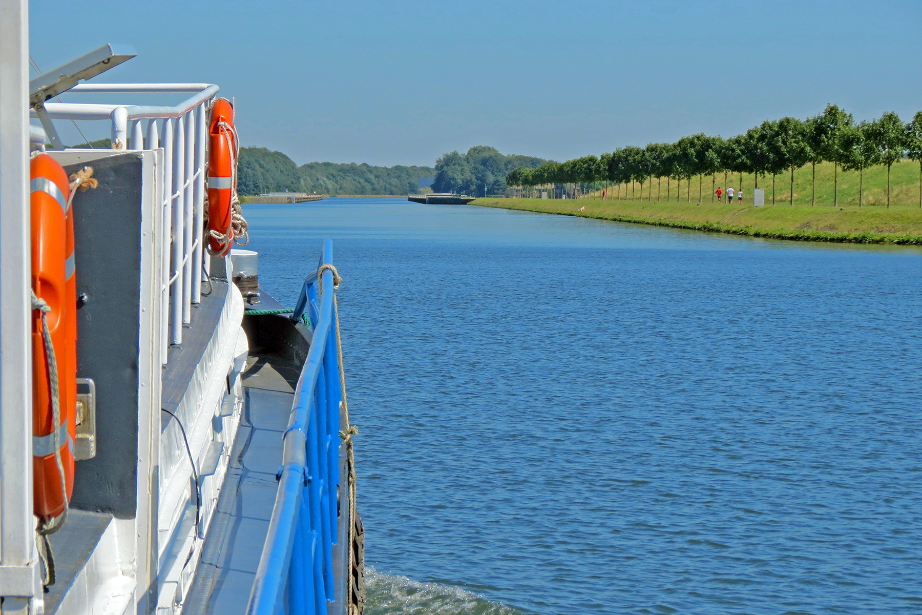 fotoreeks An example: boat trip on the route of the remarkable boat lifts