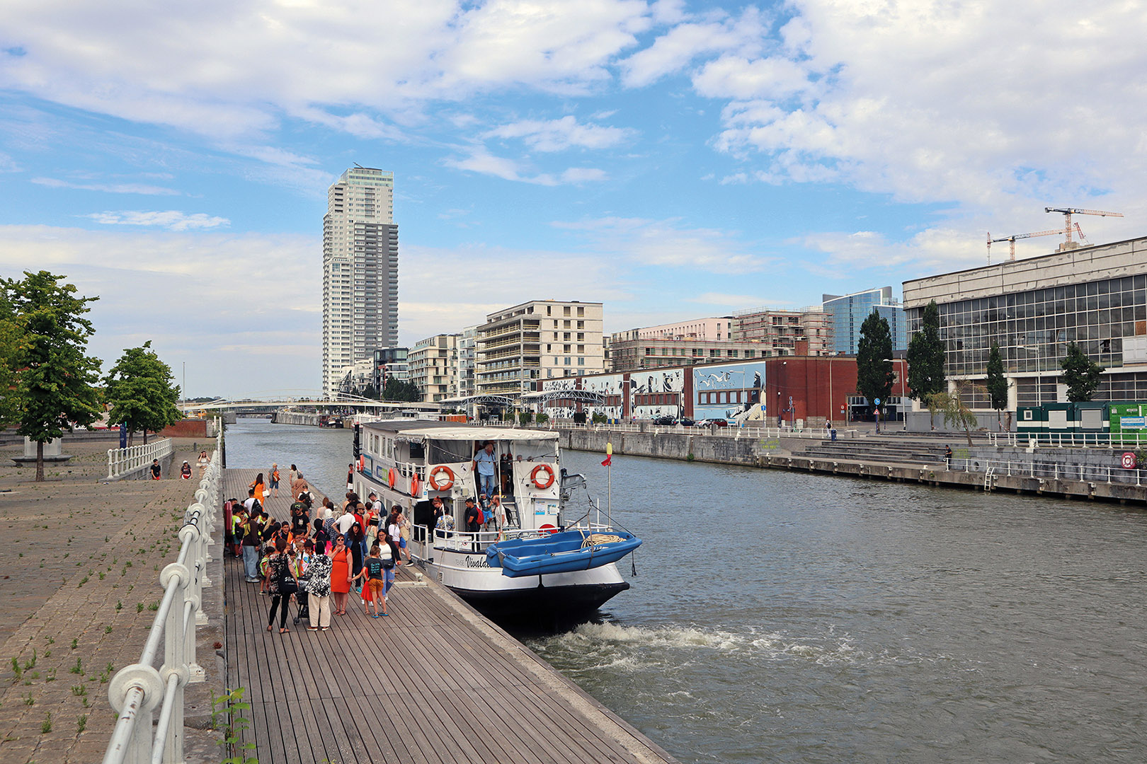 fotoreeks Boat trip from Antwerp to Vilvoorde and Brussels