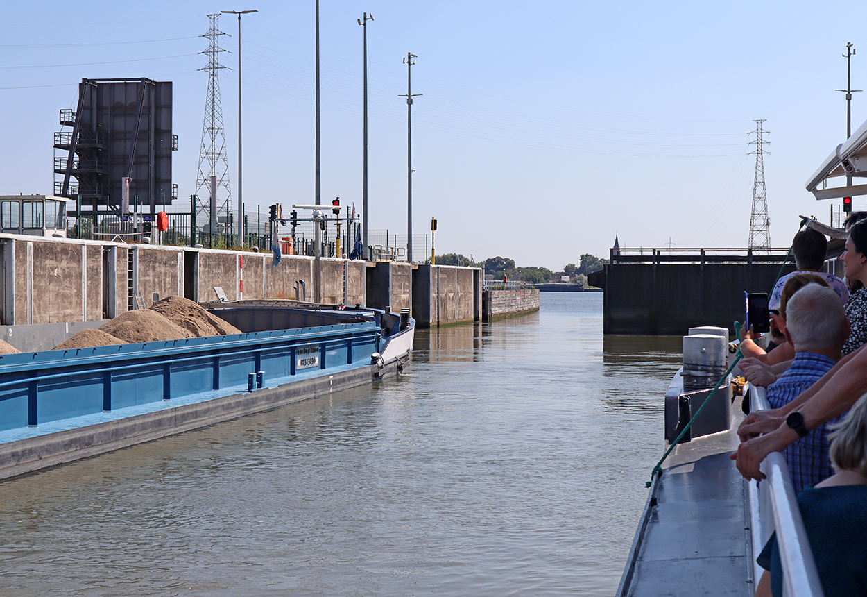 fotoreeks Zomerrondvaart  op het Zeekanaal, de Rupel en de Schelde, vanuit Kapelle-op-den-Bos en Willebroek.