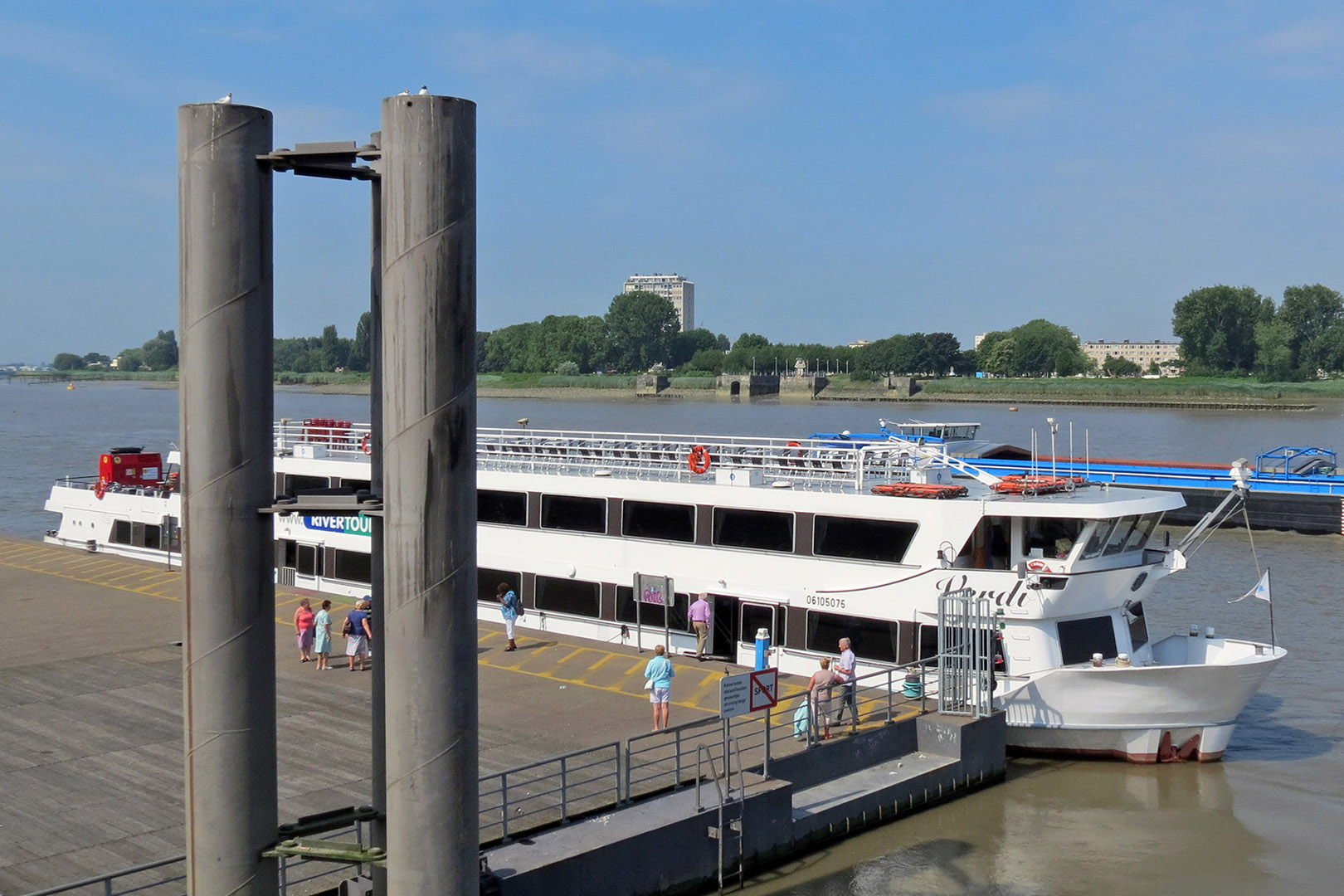 fotoreeks Boat trip from Brussels and Vilvoorde to Antwerp